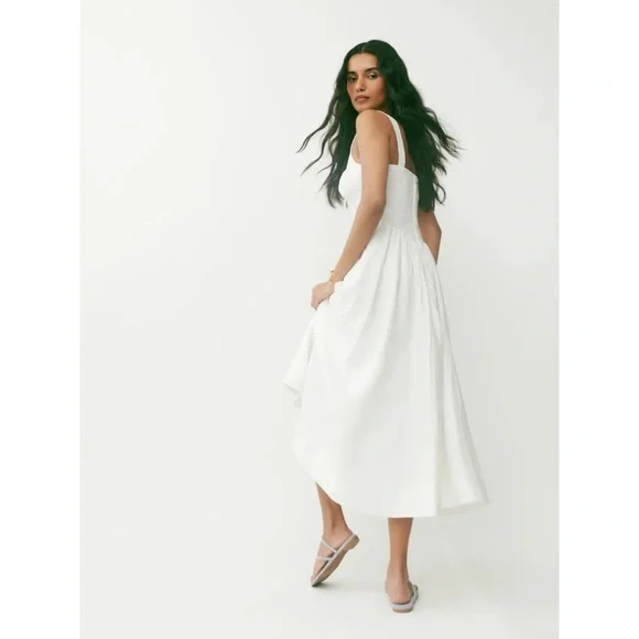 Reformation Petites Balia Linen Dress in White - threedaughtersproperties.com Reformation Petites Balia Linen Dress in White - threedaughtersproperties.com